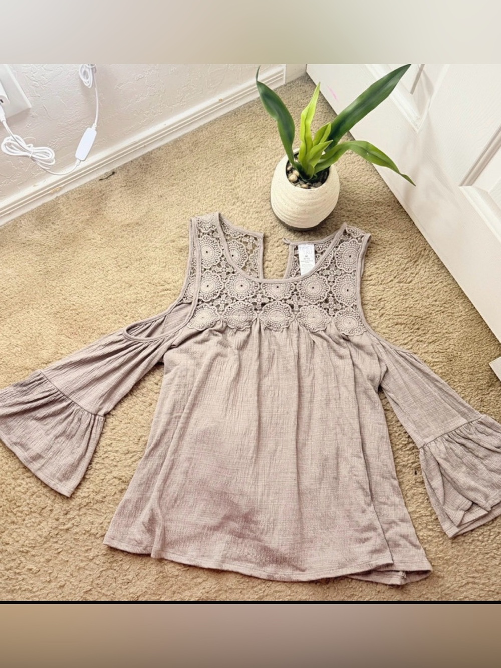 Time and Tru Taupe Crochet Yoke Cold-Shoulder Tunic